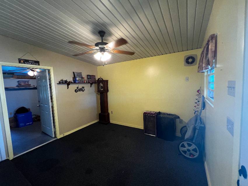 183 Fairway a Winter Haven, FL Mobile or Manufactured Home for Sale